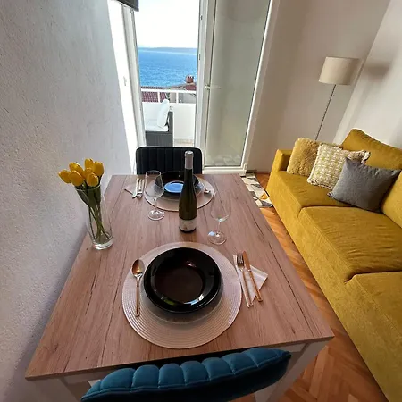 Emilija Apartman *